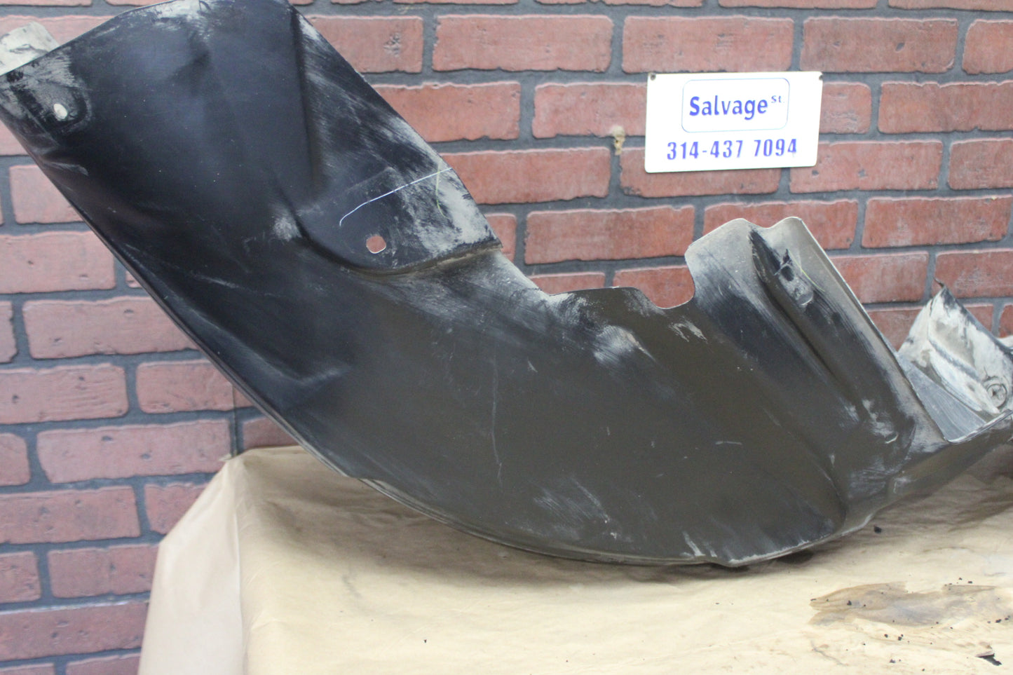 2015-2023 DODGE CHARGER REAR LEFT QUARTER WHEEL HOUSING SPLASH SHIELD 68477159AA