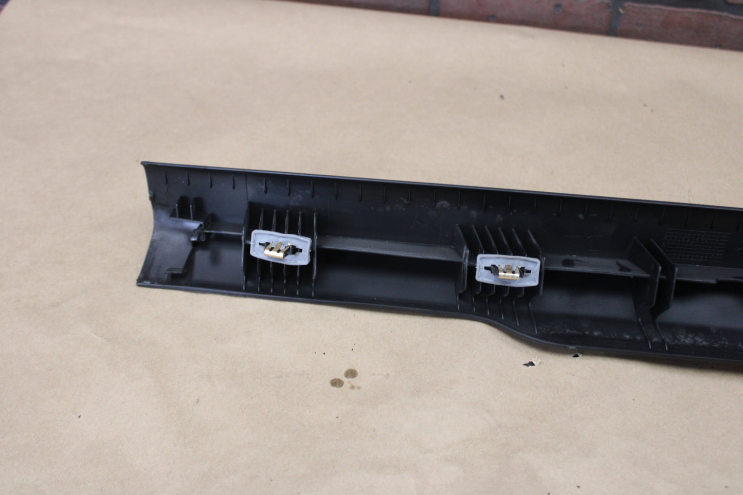 11-23 Dodge Charger Chrysler 300 Front Passenger Cowl Side Sill Scuff Trim Panel