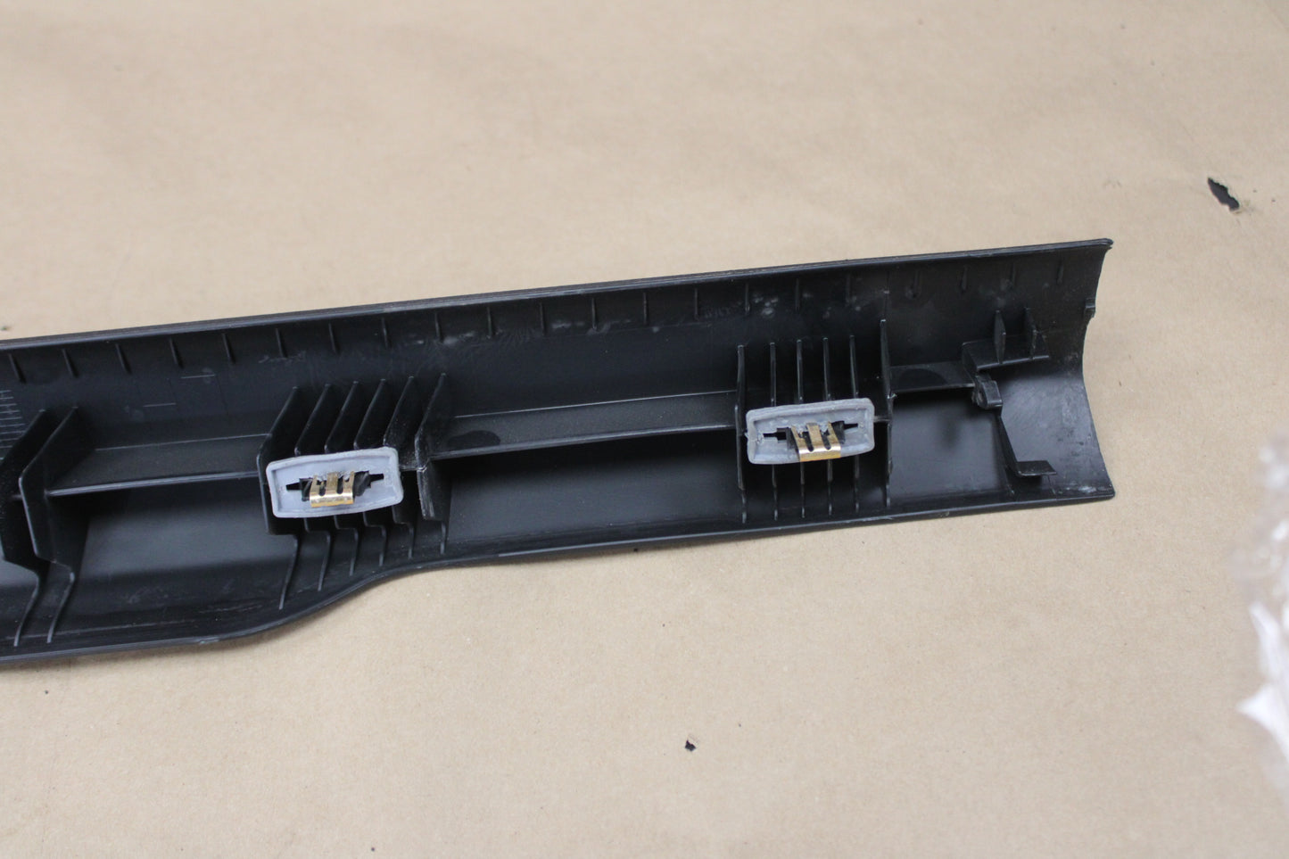 11-23 Dodge Charger Chrysler 300 Front Driver Cowl Side Sill Scuff Trim Panel