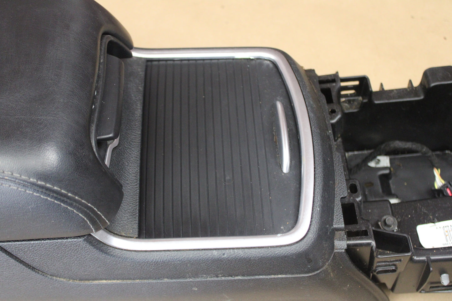 2015-2020 Dodge Charger Front Floor Center Console Assembly Black OEM