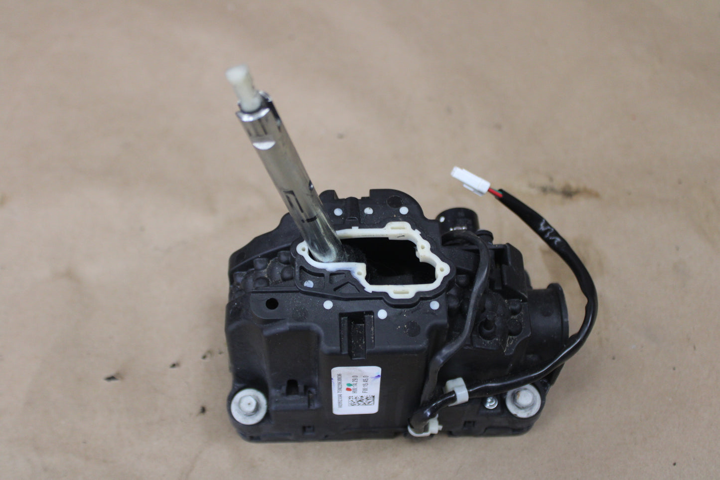 15-23 CHARGER CHALLENGER AUTOMATIC TRANSMISSION GEAR SHIFTER 68205233AI