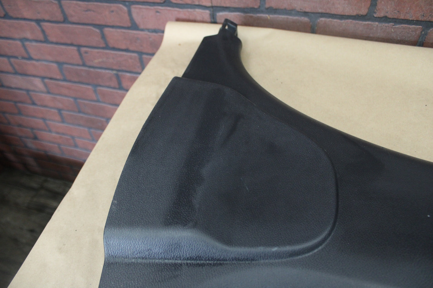 2011–2023 DODGE CHARGER RIGHT CENTER B PILLAR PANEL OEM 1KL28TRMAA