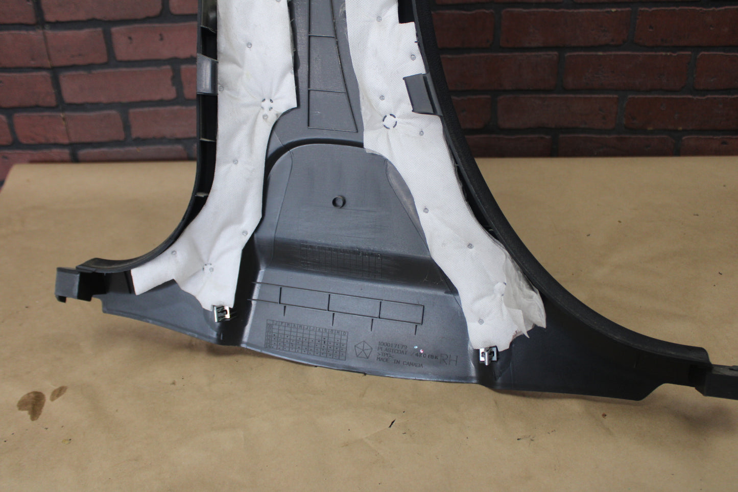 2011–2023 DODGE CHARGER RIGHT CENTER B PILLAR PANEL OEM 1KL28TRMAA