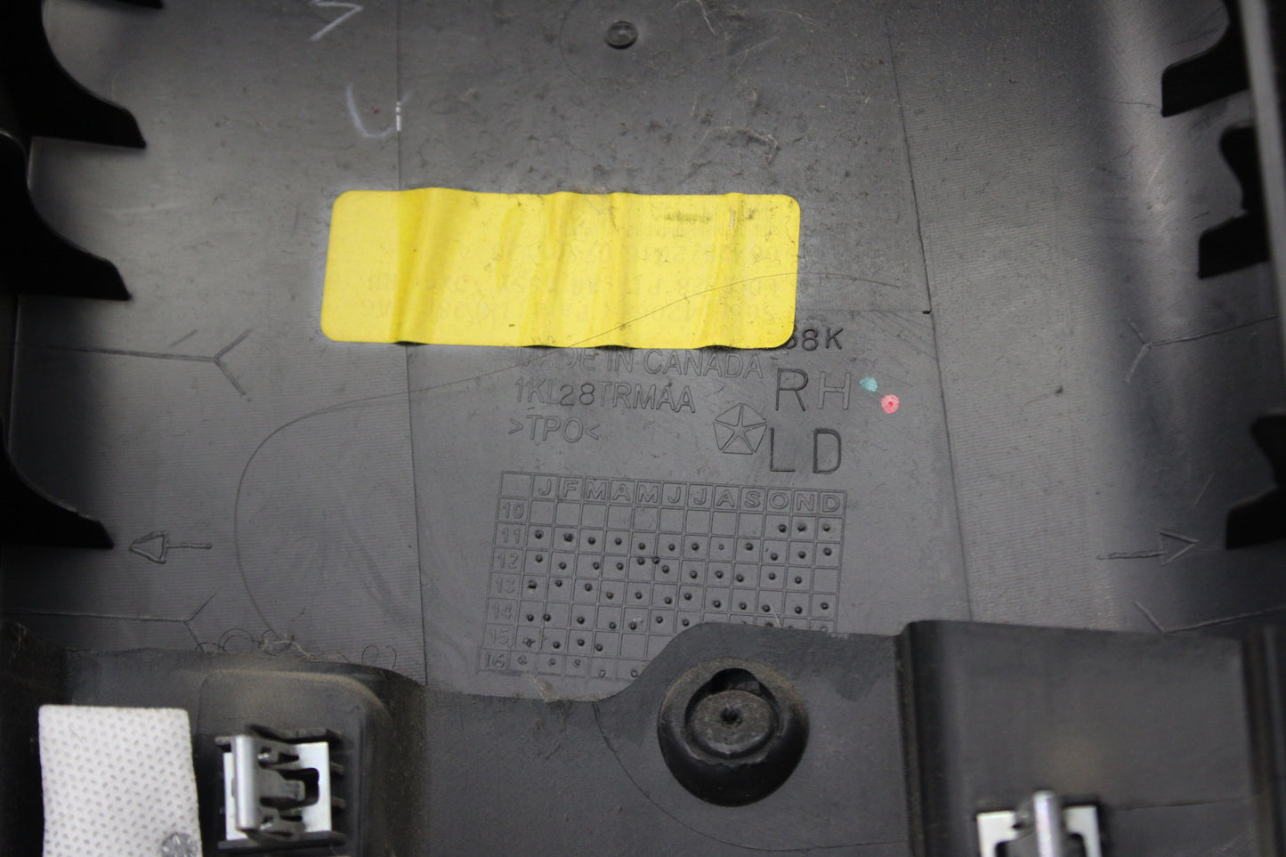 2011–2023 DODGE CHARGER RIGHT CENTER B PILLAR PANEL OEM 1KL28TRMAA