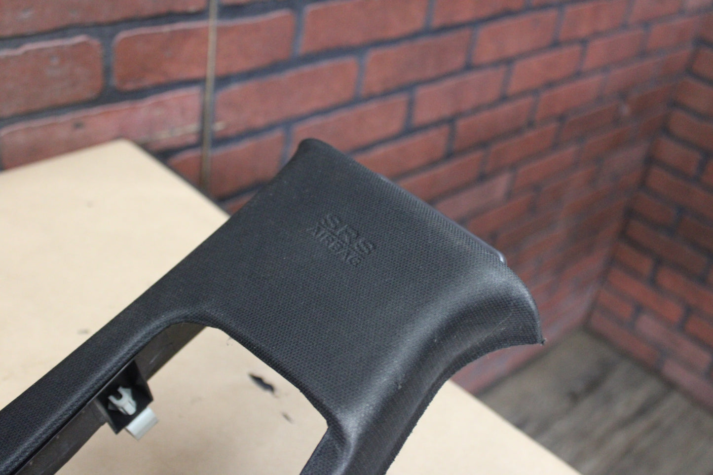 2011-2023 DODGE CHARGER LEFT CENTER B PILLAR PANEL OEM 1KL29TRMAA