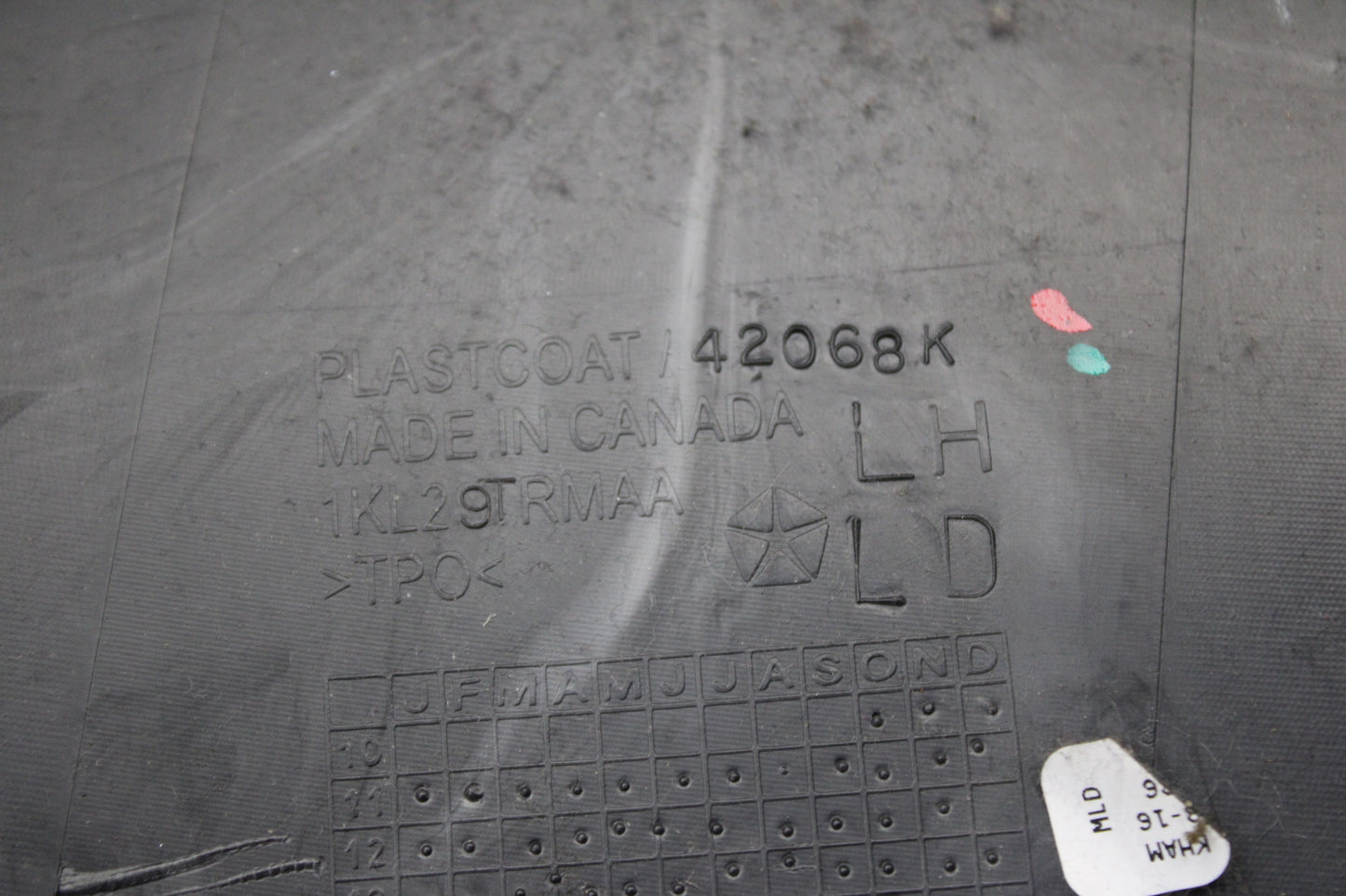 2011-2023 DODGE CHARGER LEFT CENTER B PILLAR PANEL OEM 1KL29TRMAA