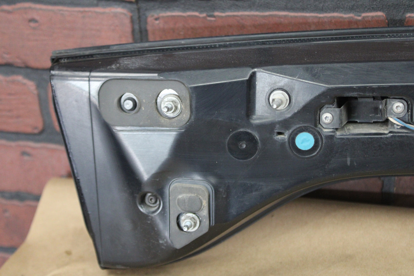 2015-2023 DODGE CHARGER CENTER TAIL LIGHT OEM TRUNK LED 68398666AB