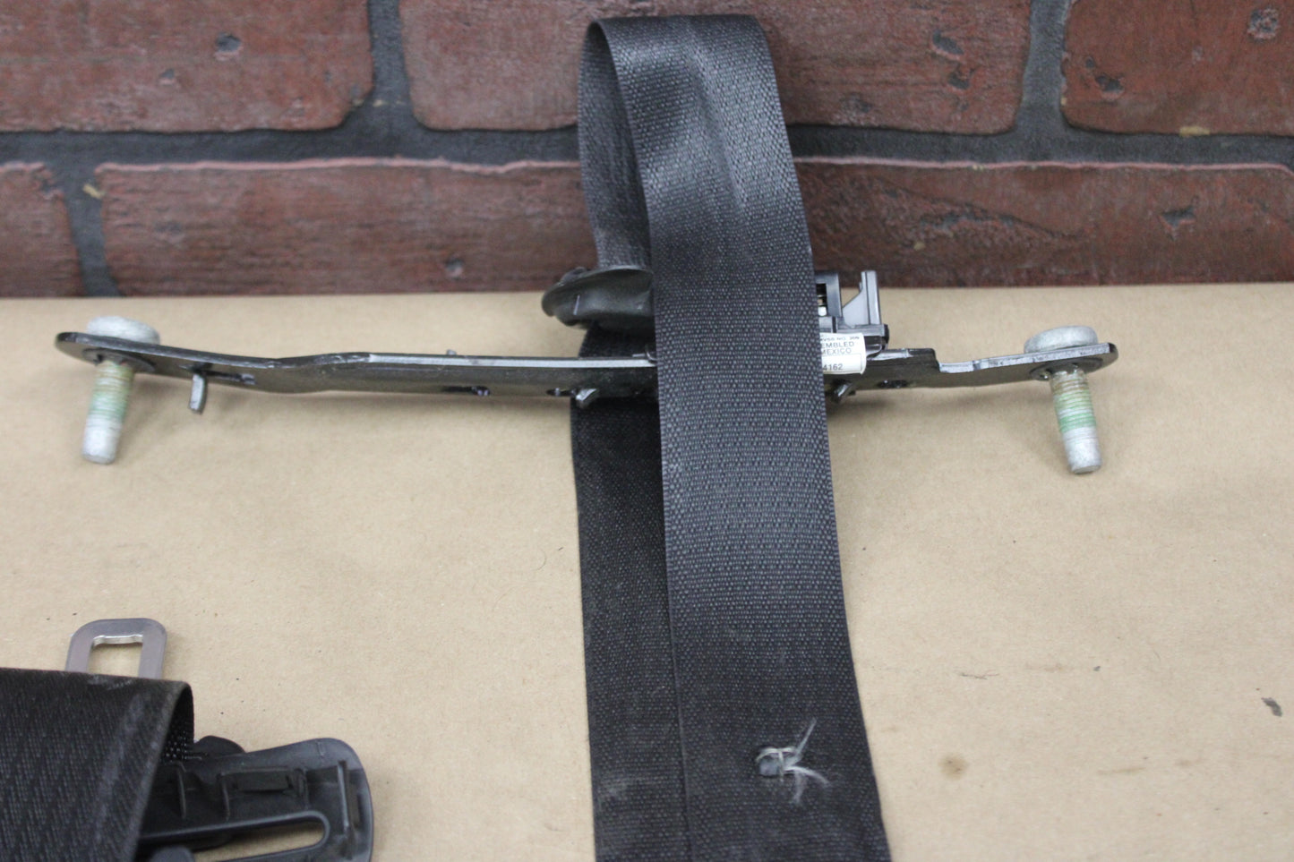 2016 Dodge Charger R/T Scat Pack Left Right Seat Belt Retractor Set OEM