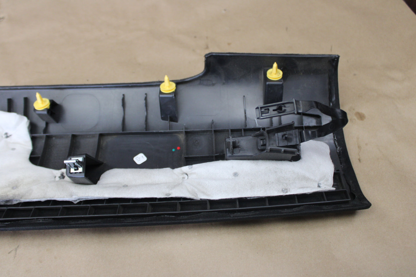 11-23 DODGE CHARGER REAR LEFT RIGHT UPPER C PILLAR TRIM COVER SET OEM