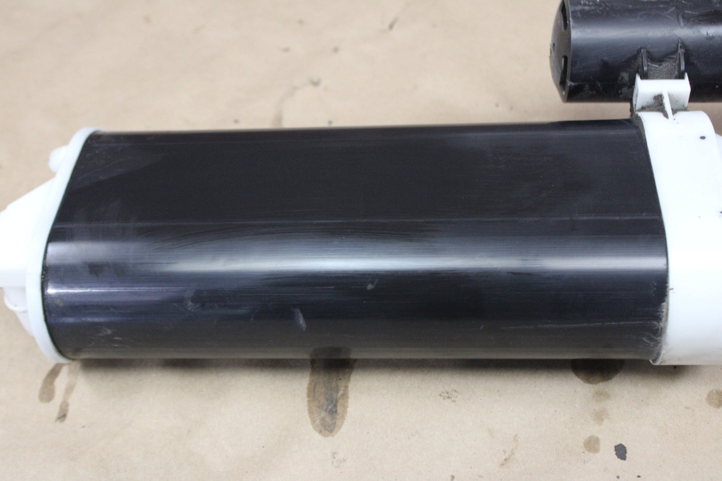 11-17 CHARGER CHALLENGER FUEL VAPOR EVAPORATOR CHARCOAL CANISTER