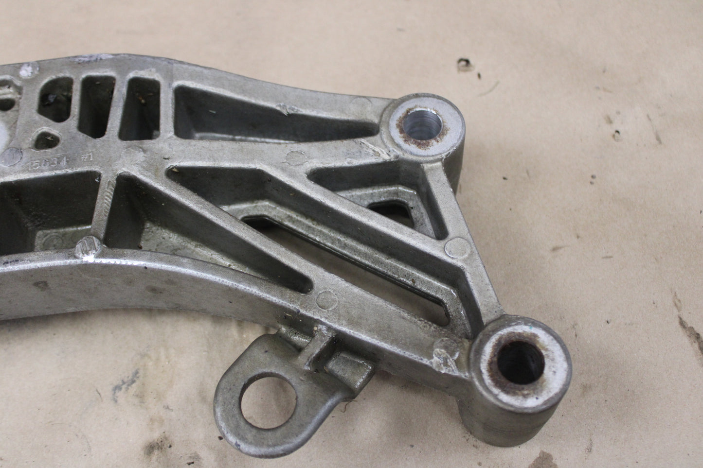 15-22 Dodge Charger Scat Pack 6.4L 392 Auto Trans Crossmember 68170323AA