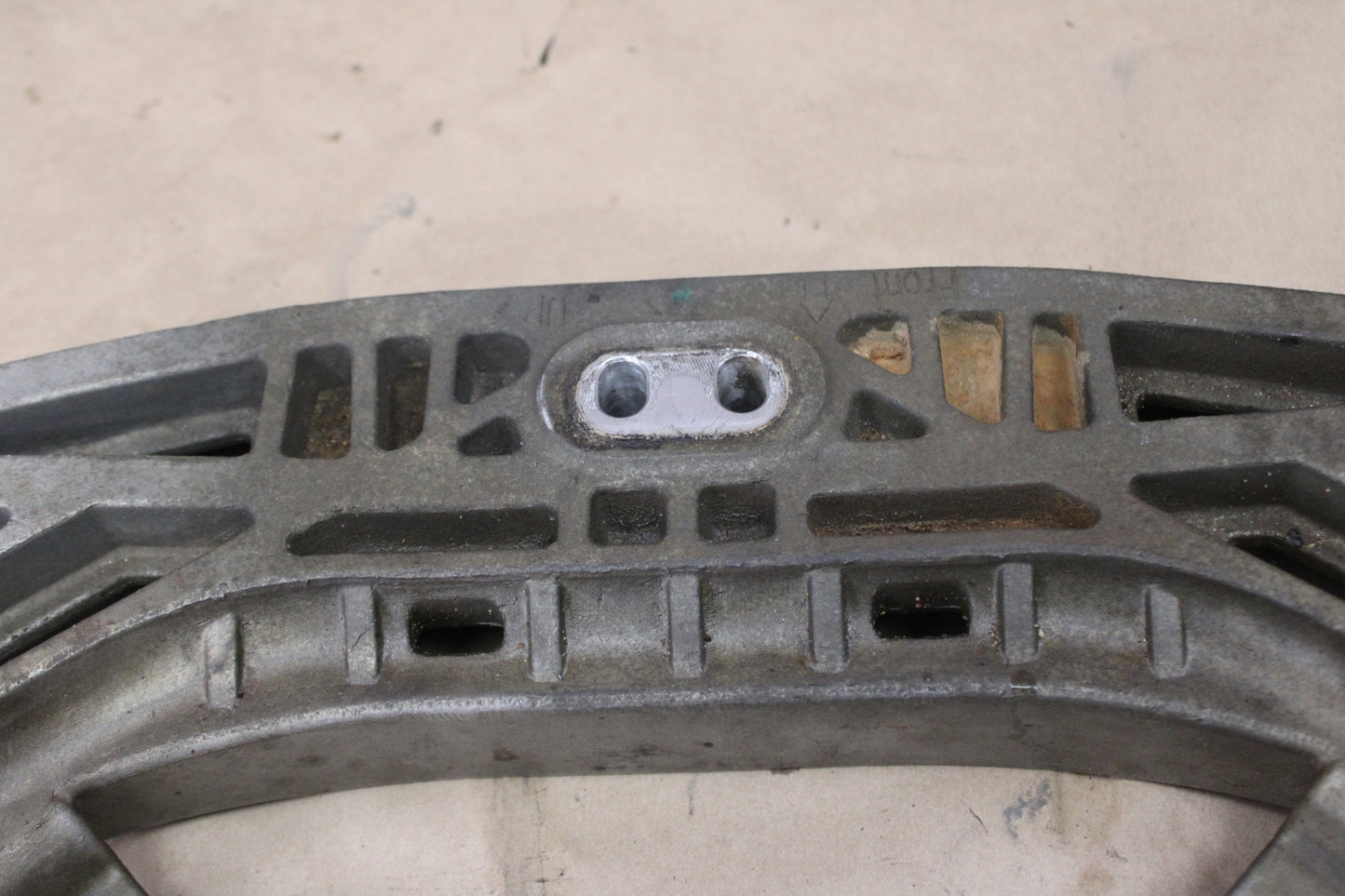 15-22 Dodge Charger Scat Pack 6.4L 392 Auto Trans Crossmember 68170323AA