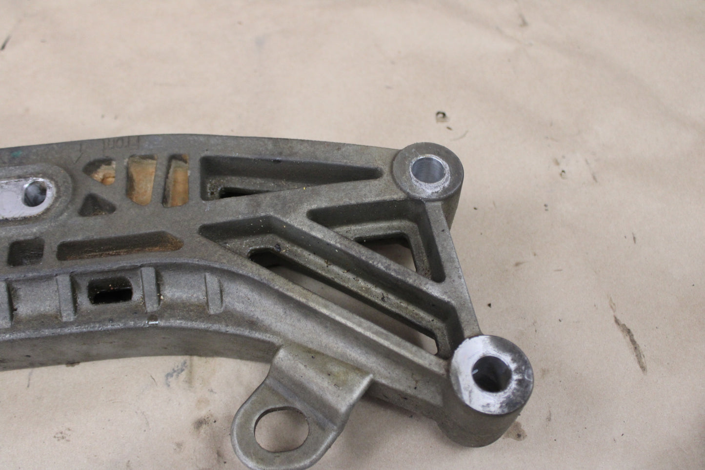 15-22 Dodge Charger Scat Pack 6.4L 392 Auto Trans Crossmember 68170323AA