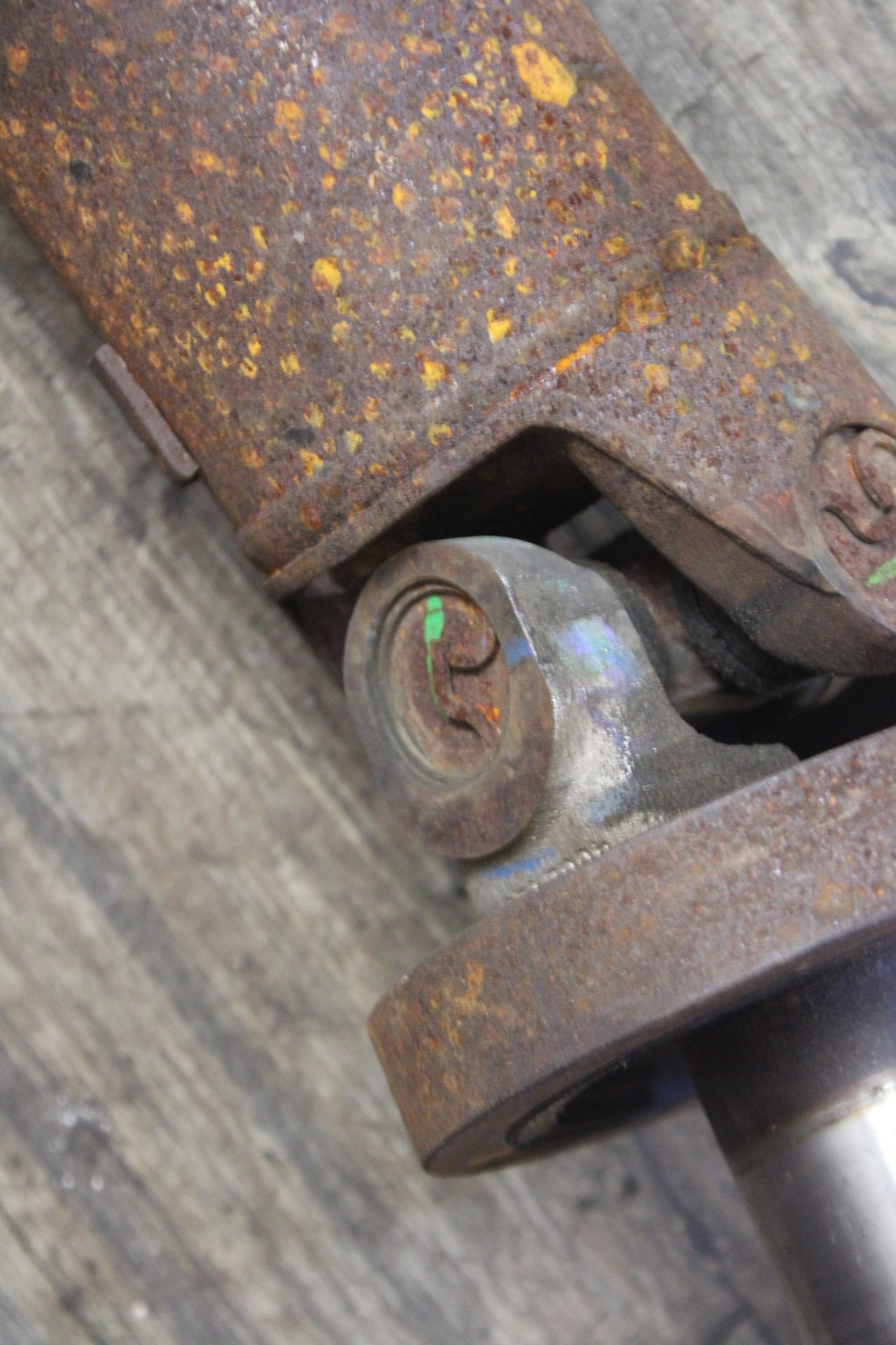 07-14 Cadillac Escalade Tahoe GMC Yukon Drive Shaft Propeller Shaft OEM 20935680