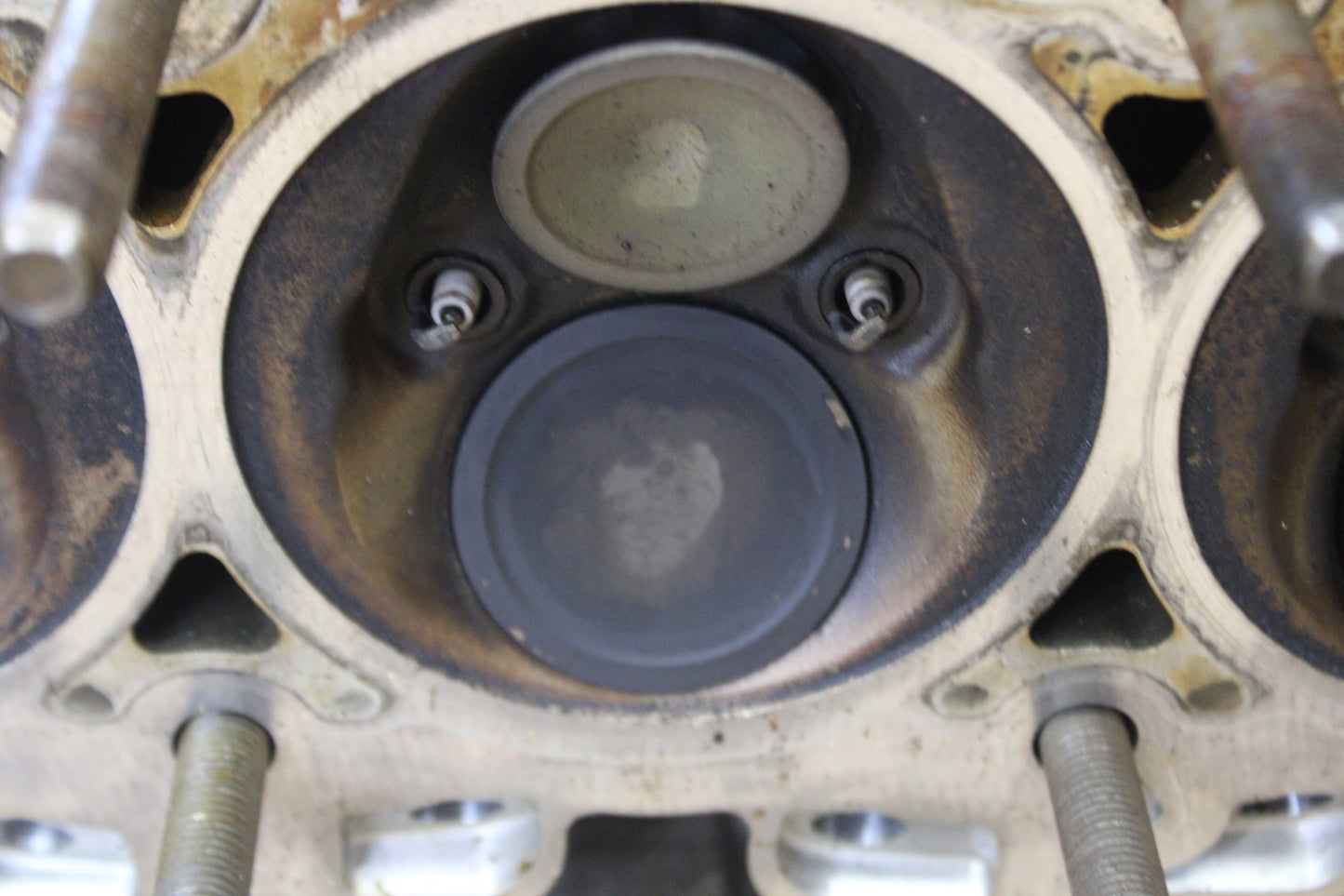 06-10 Dodge Magnum 6.1l Hemi SRT8 OEM Passenger RH Side Cylinder Head