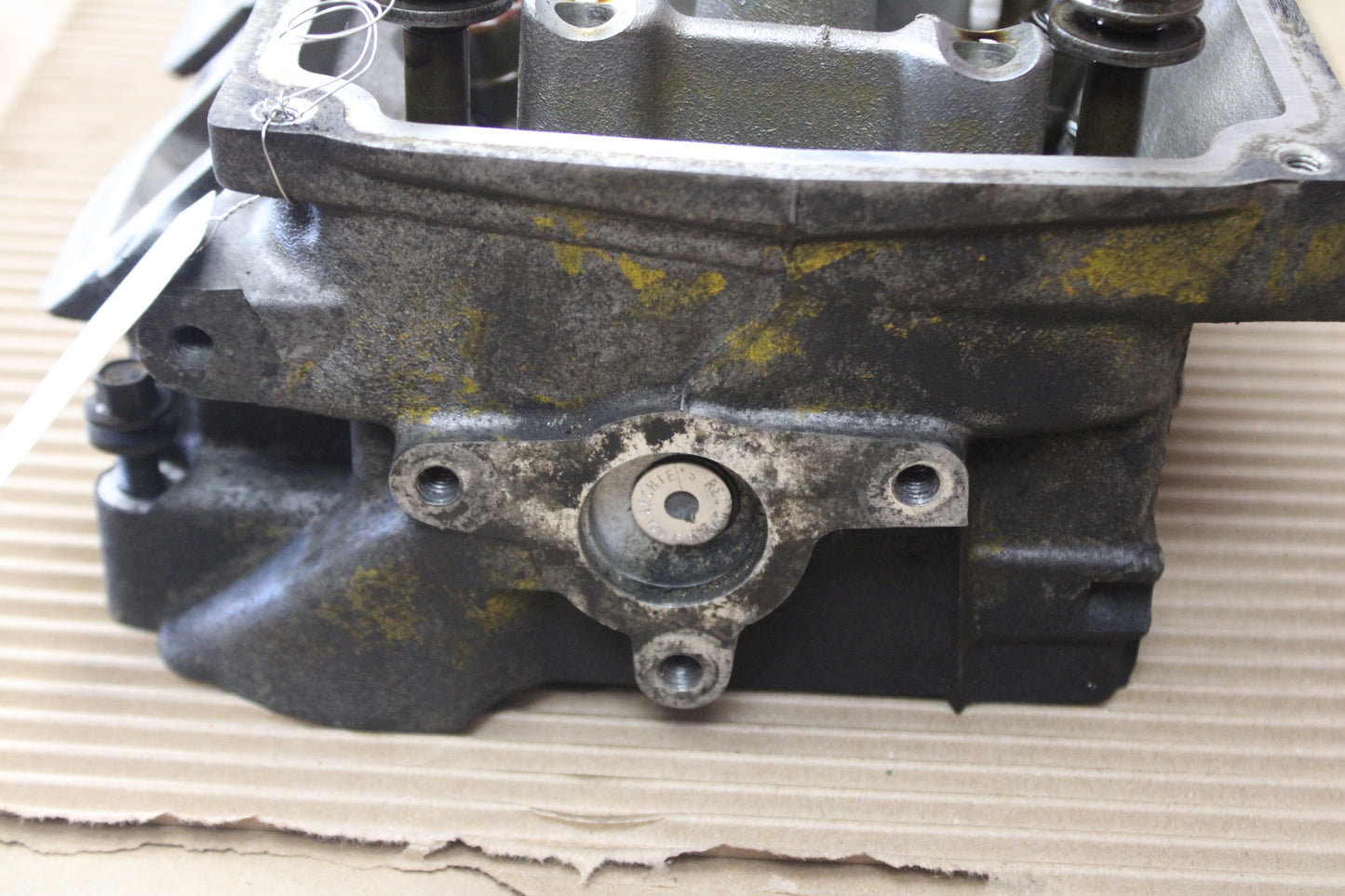 6.1L HEMI DODGE CHRYSLER JEEP DRIVER LH SIDE CYLINDER HEAD 05037369AA