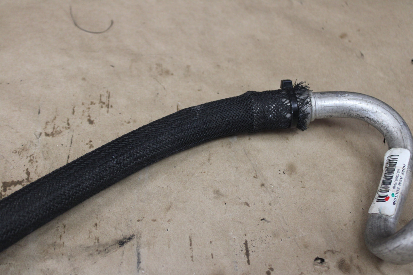 14-23 CHALLENGER CHARGER 300 A/C SUCTION HOSE LINE OEM 68158875AD