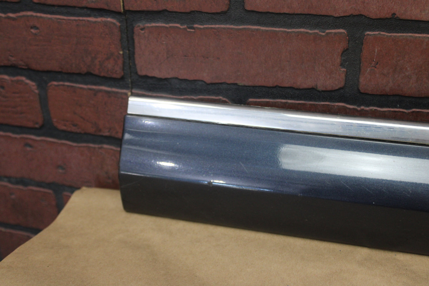 09-13 Chevy Avalanche Front Passenger Door Trim Molding W/ Chrome 22760301