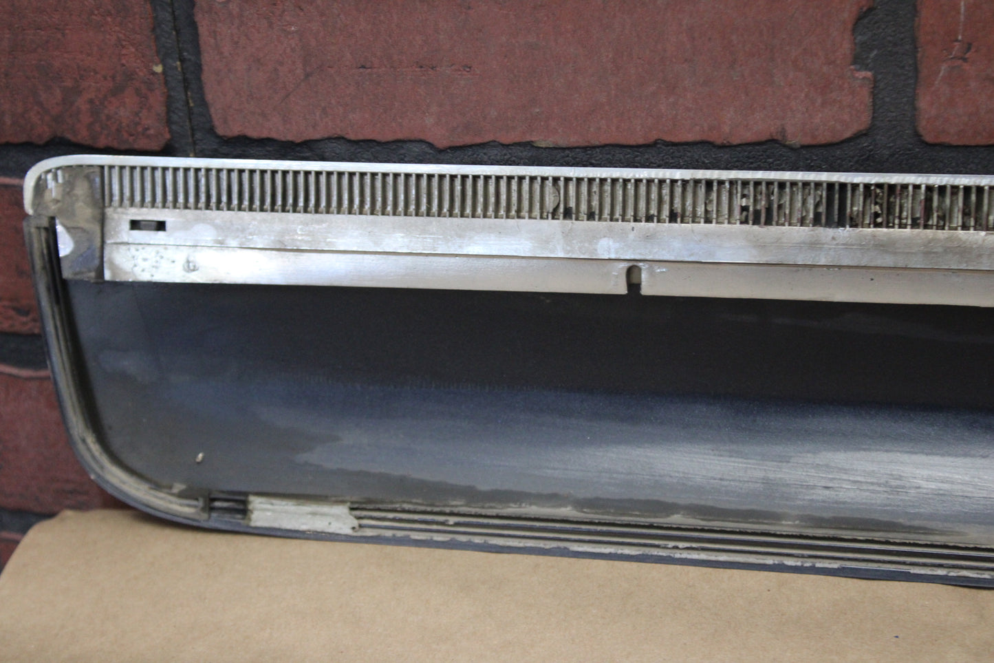 09-13 Chevy Avalanche Front Passenger Door Trim Molding W/ Chrome 22760301