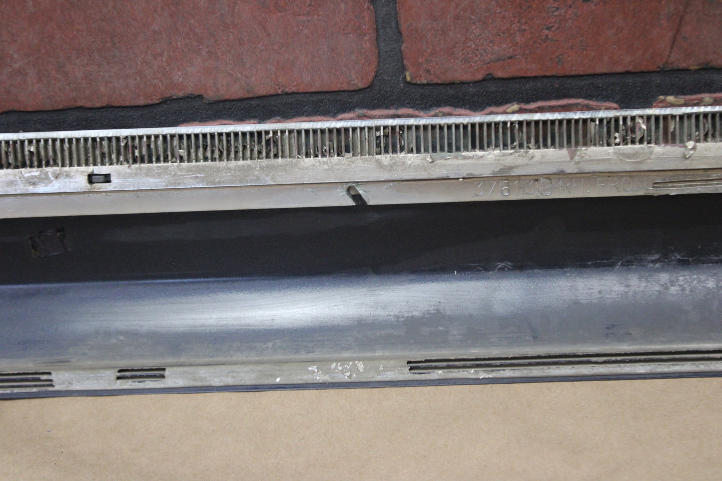 09-13 Chevy Avalanche Front Passenger Door Trim Molding W/ Chrome 22760301