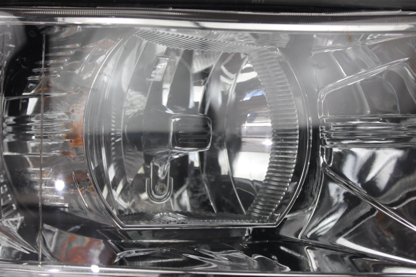 2007-2014 Chevrolet Silverado Right Passenger RH Side Headlight Assembly