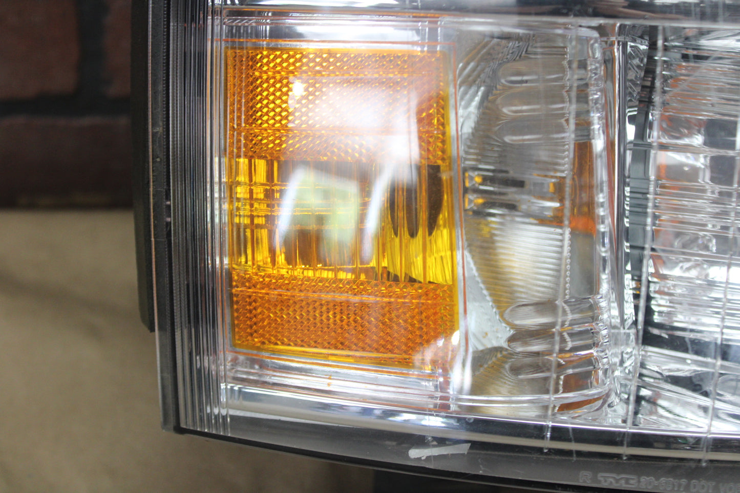 2007-2014 Chevrolet Silverado Right Passenger RH Side Headlight Assembly