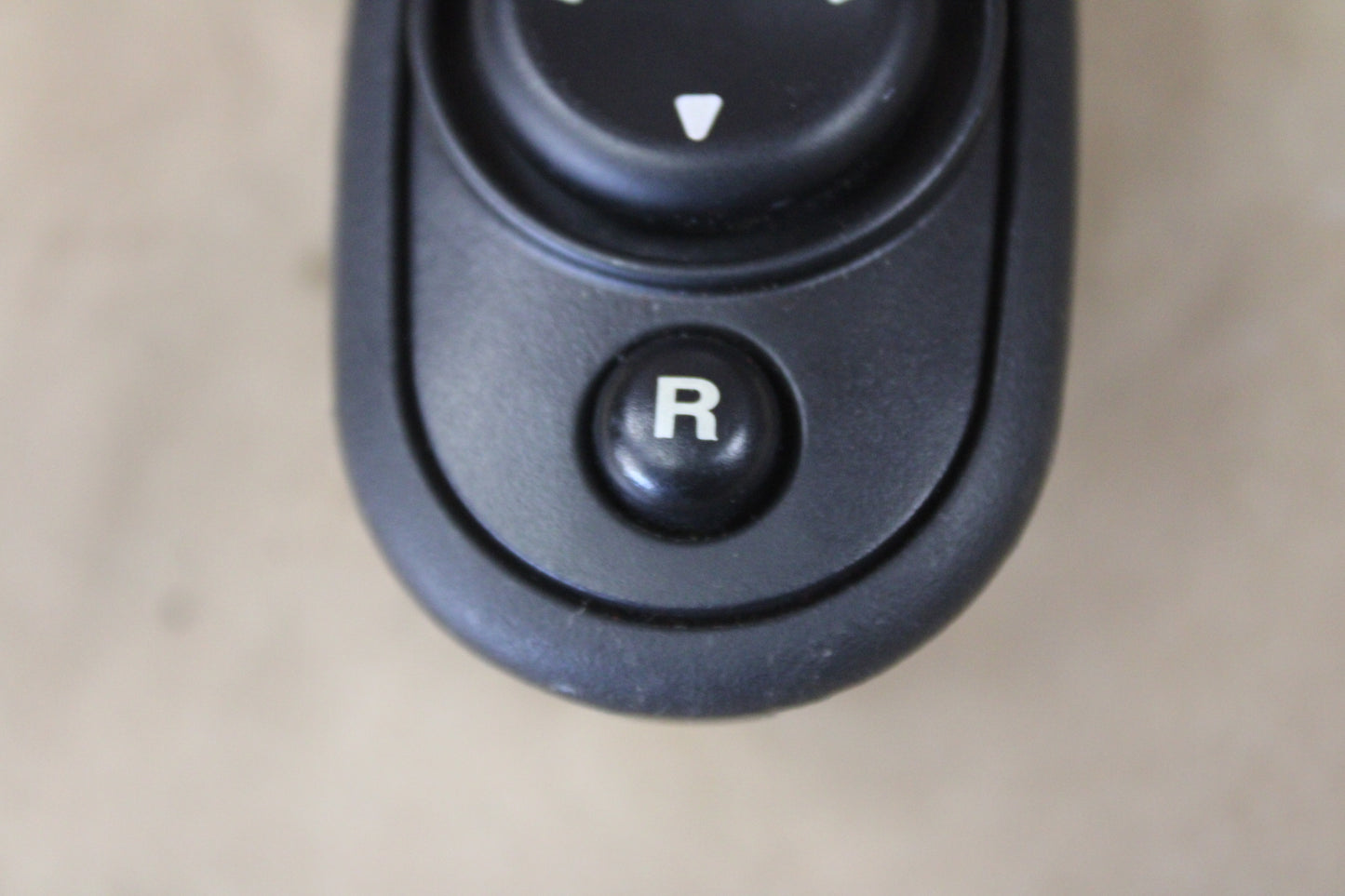 Dodge Viper SRT-10 Exterior Mirror Adjustment Switch Assembly 04608505AC