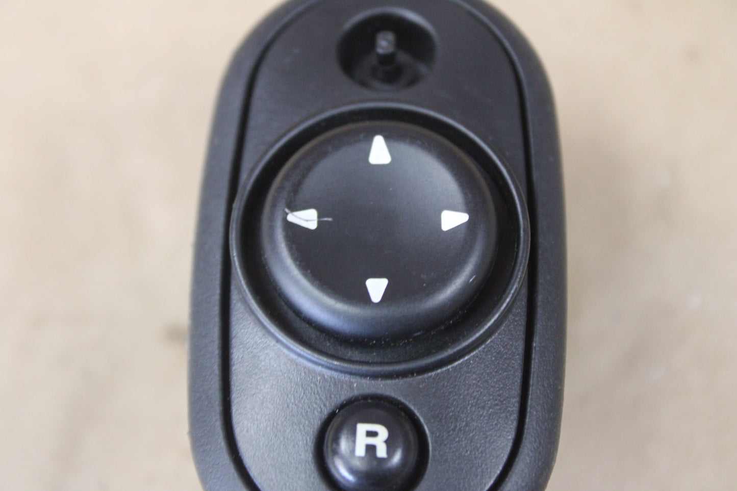 Dodge Viper SRT-10 Exterior Mirror Adjustment Switch Assembly 04608505AC