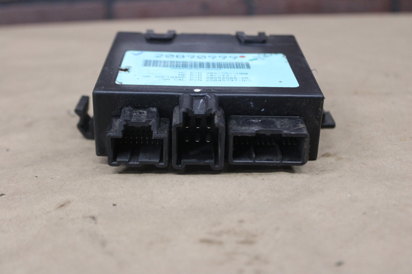 2007-2014 General Motors GM Power Liftgate Hatch Control Module OEM Suburban