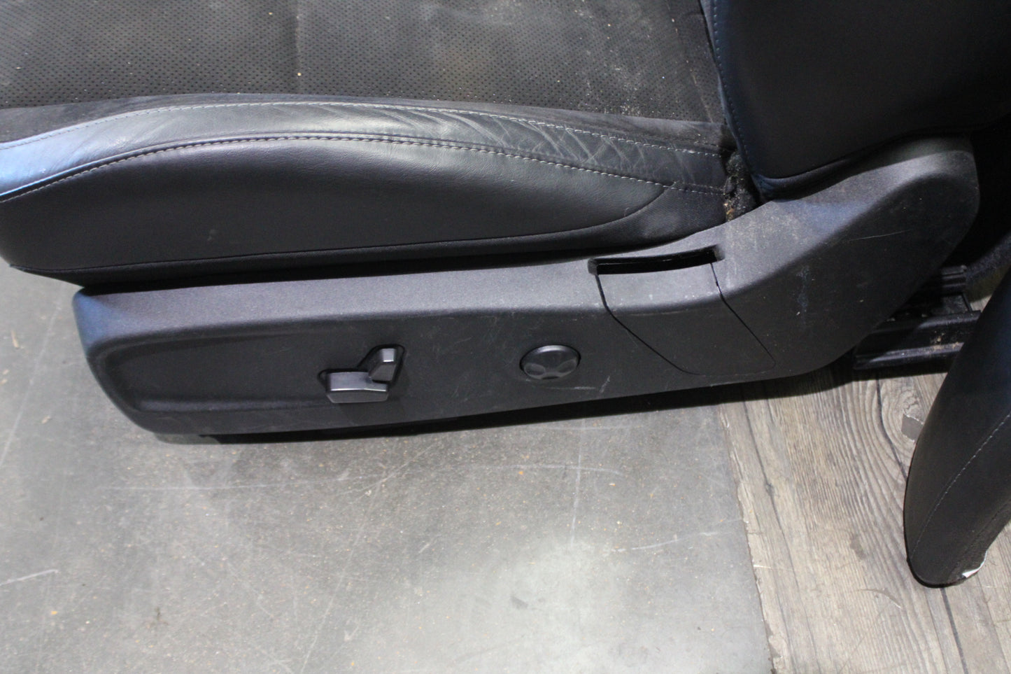 20-23 Dodge Charger Scat Pack 6.4L Black Leather Front Rear Seats Set