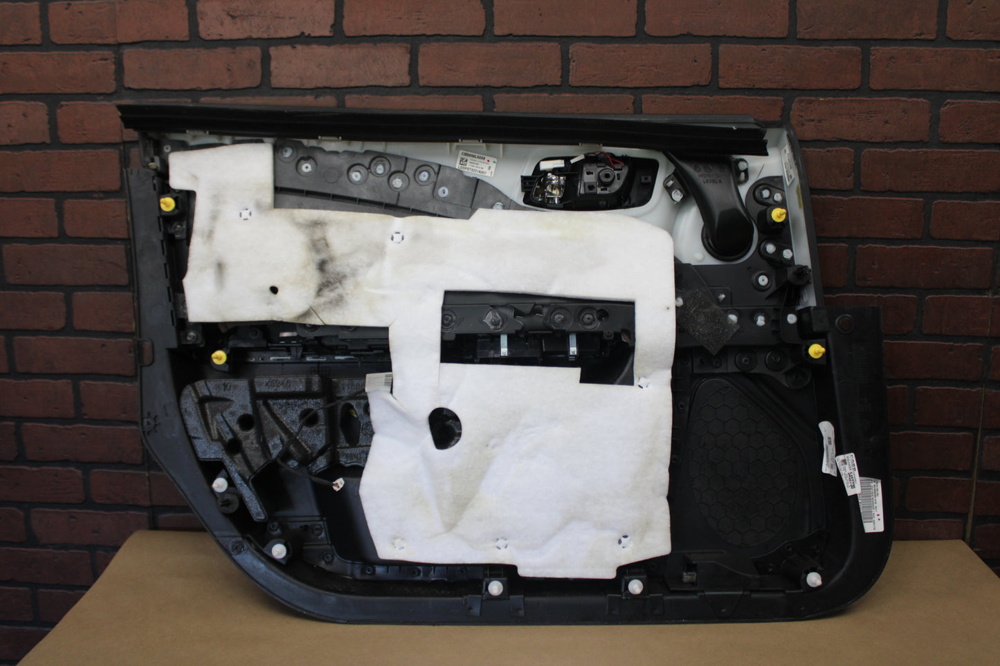 19-23 DODGE CHARGER FRONT RIGHT SIDE DOOR TRIM PANEL 6RA001X9AE OEM