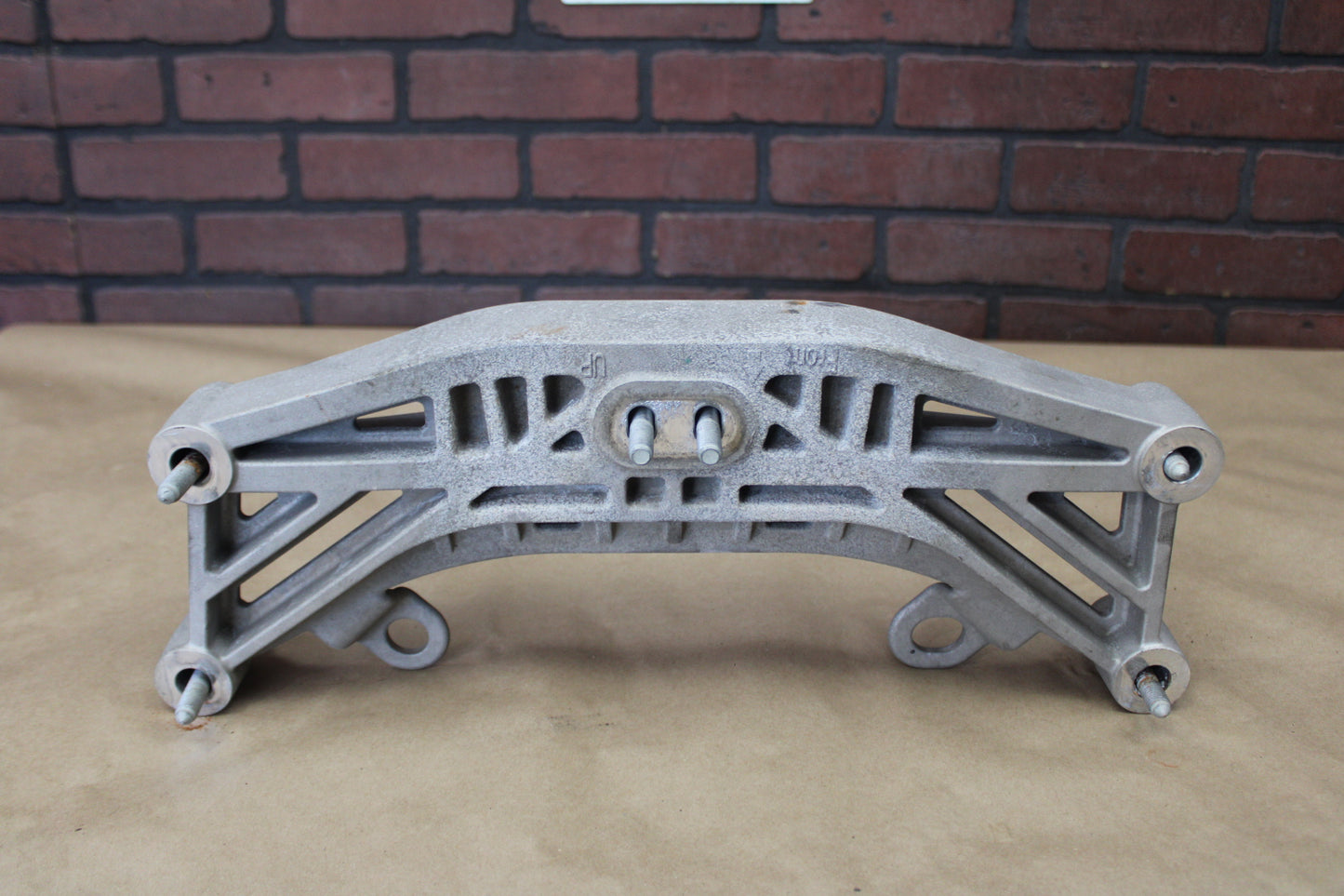 15-23 Charger Auto Transmission Crossmember Mount Bracket OEM 68170323AA