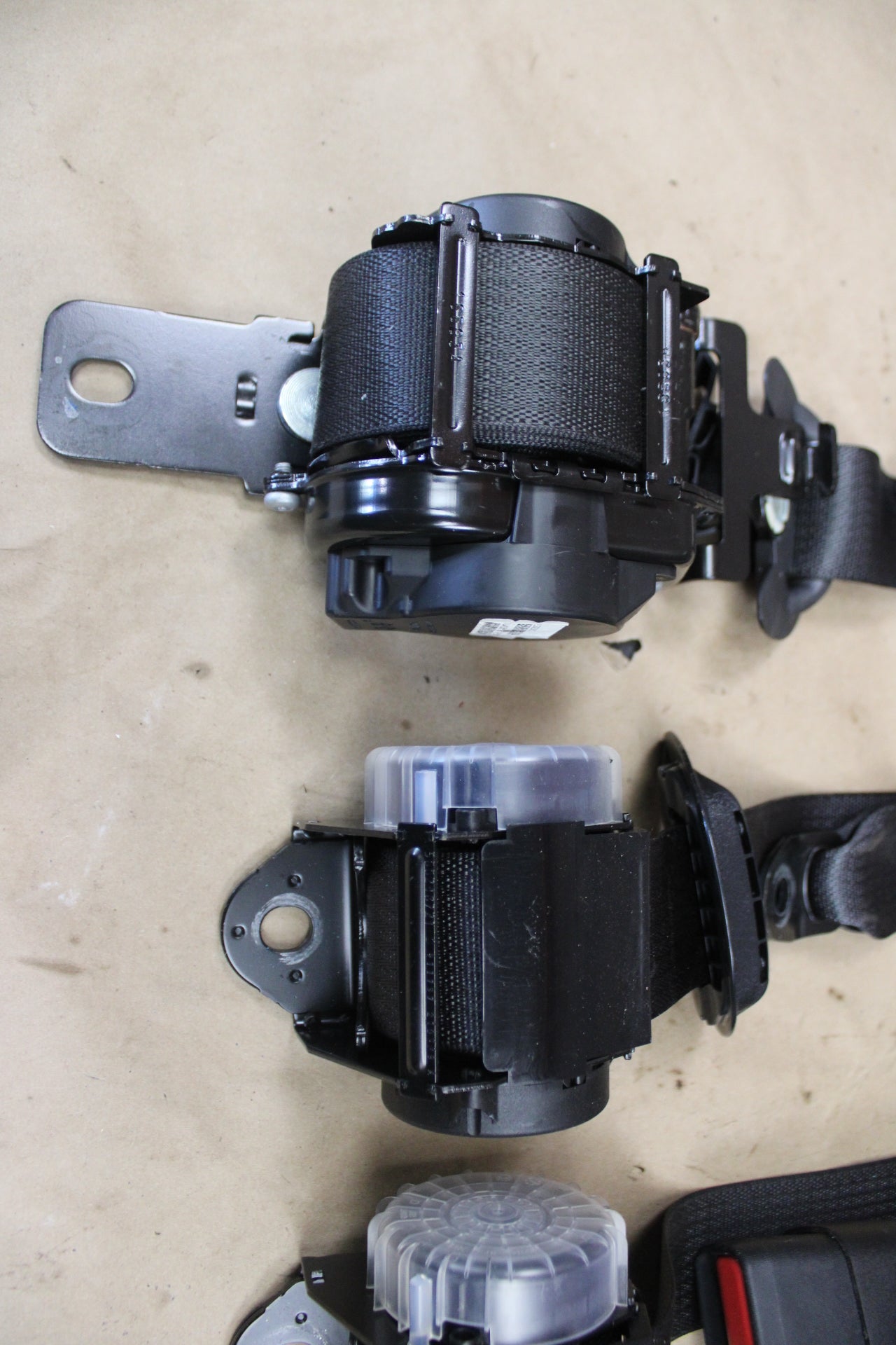 2011 - 2023 Dodge Charger Chrysler 300 Seat Belt Set OEM 1HZ06DX9AI