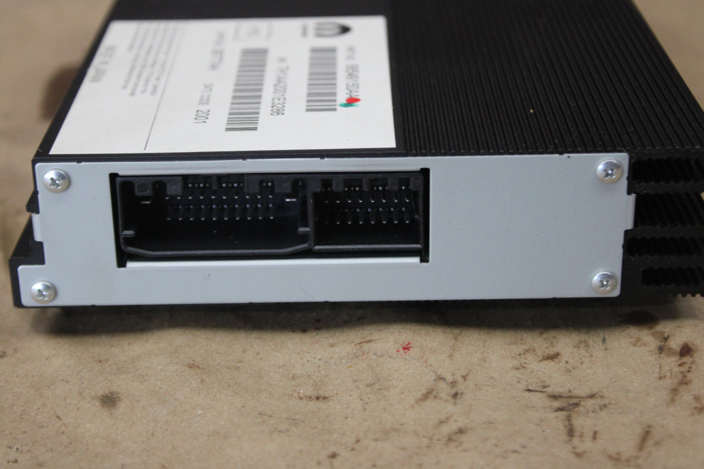 17-23 CHARGER CHALLENGER 300 AUDIO RADIO AMPLIFIER OEM 68549150AA