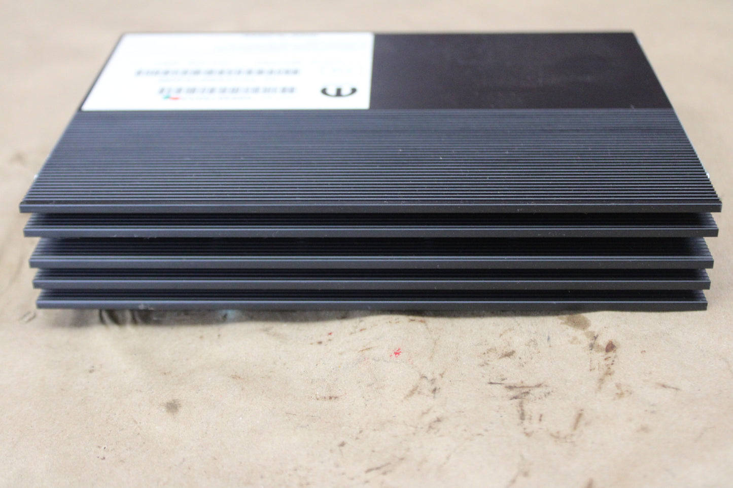 17-23 CHARGER CHALLENGER 300 AUDIO RADIO AMPLIFIER OEM 68549150AA