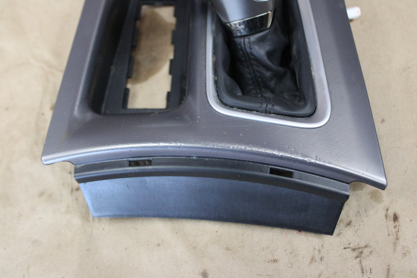 19-23 CHARGER CENTER CONSOLE GEAR SHIFTER BEZEL PANEL OEM 6TD501Z6AB