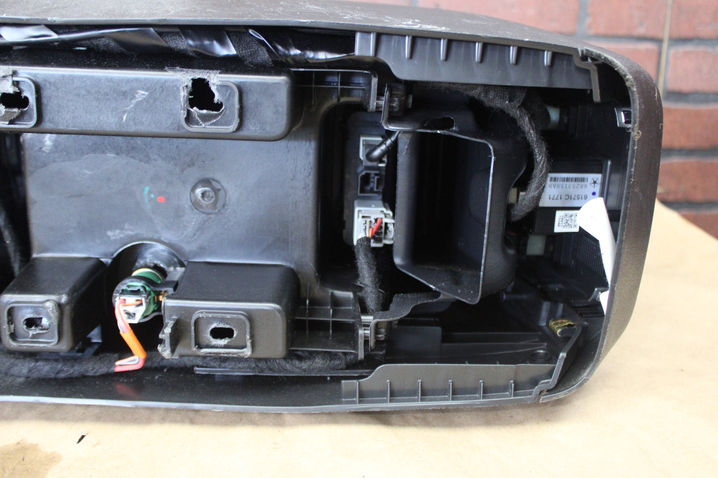 2015-2021 Dodge Charger Scat Pack Center Console Panel Assembly Leather Black