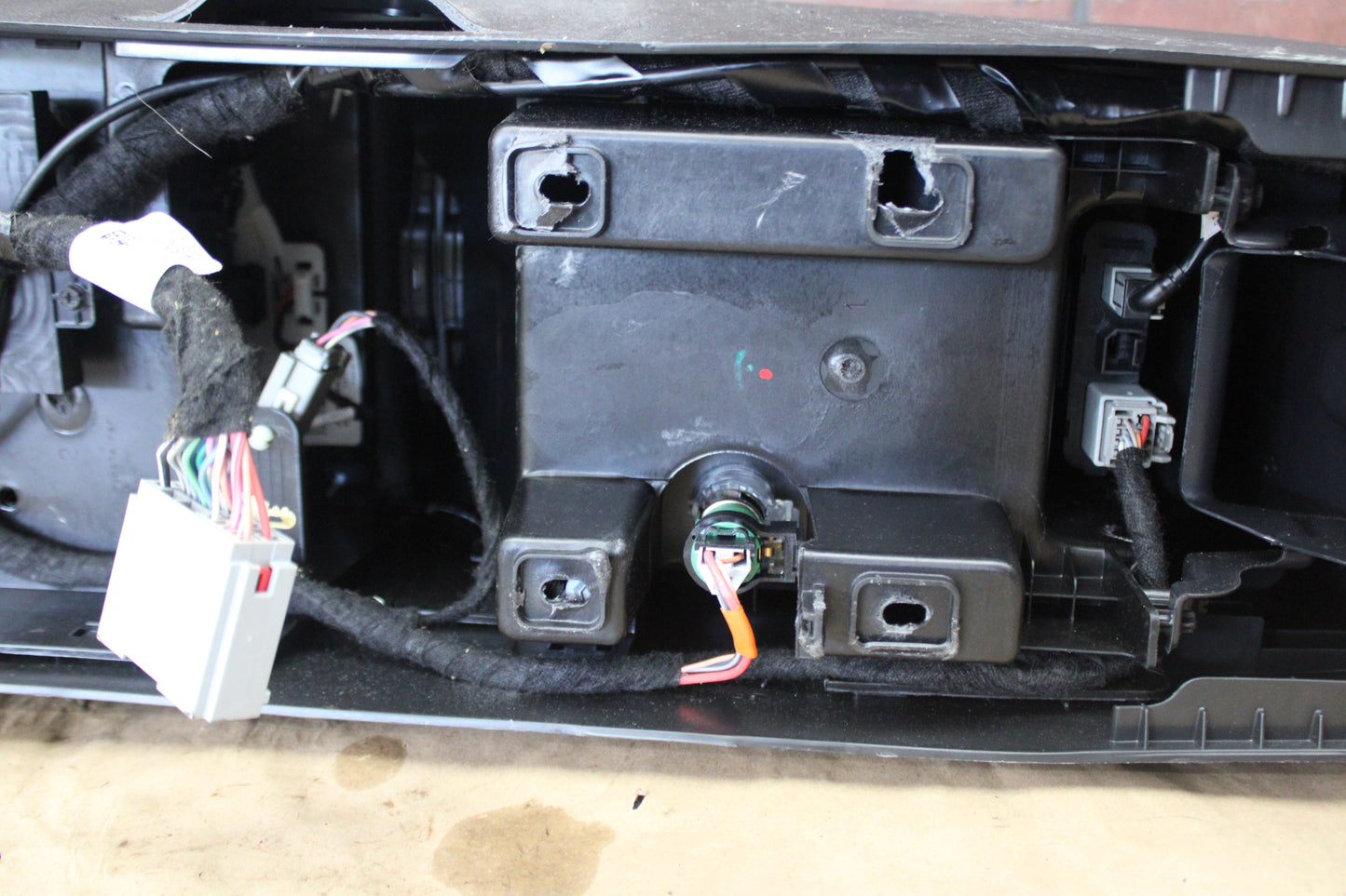 2015-2021 Dodge Charger Scat Pack Center Console Panel Assembly Leather Black
