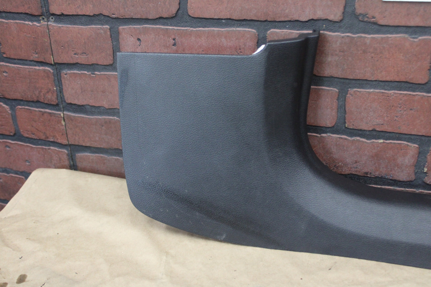 11-23 CHARGER FRONT PASSENGER RH DOOR SILL SCUFF PLATE OEM 1KL46DX9AG