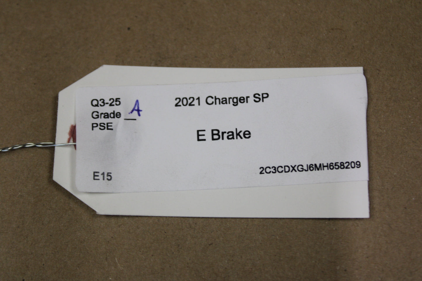 07-23 CHARGER EMERGENCY PARKING BRAKE PEDAL LEVER OEM 04779478AI
