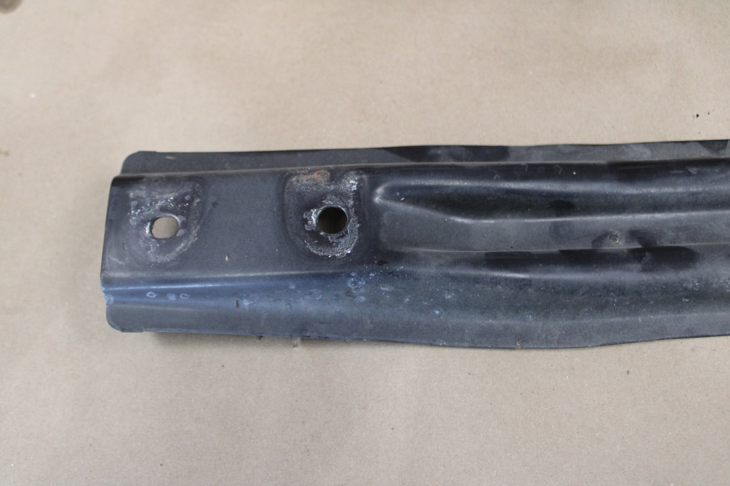 11-23 CHARGER REAR UNDER FLOOR TUNNEL REINFORCEMENT BRACE BRACKET OEM