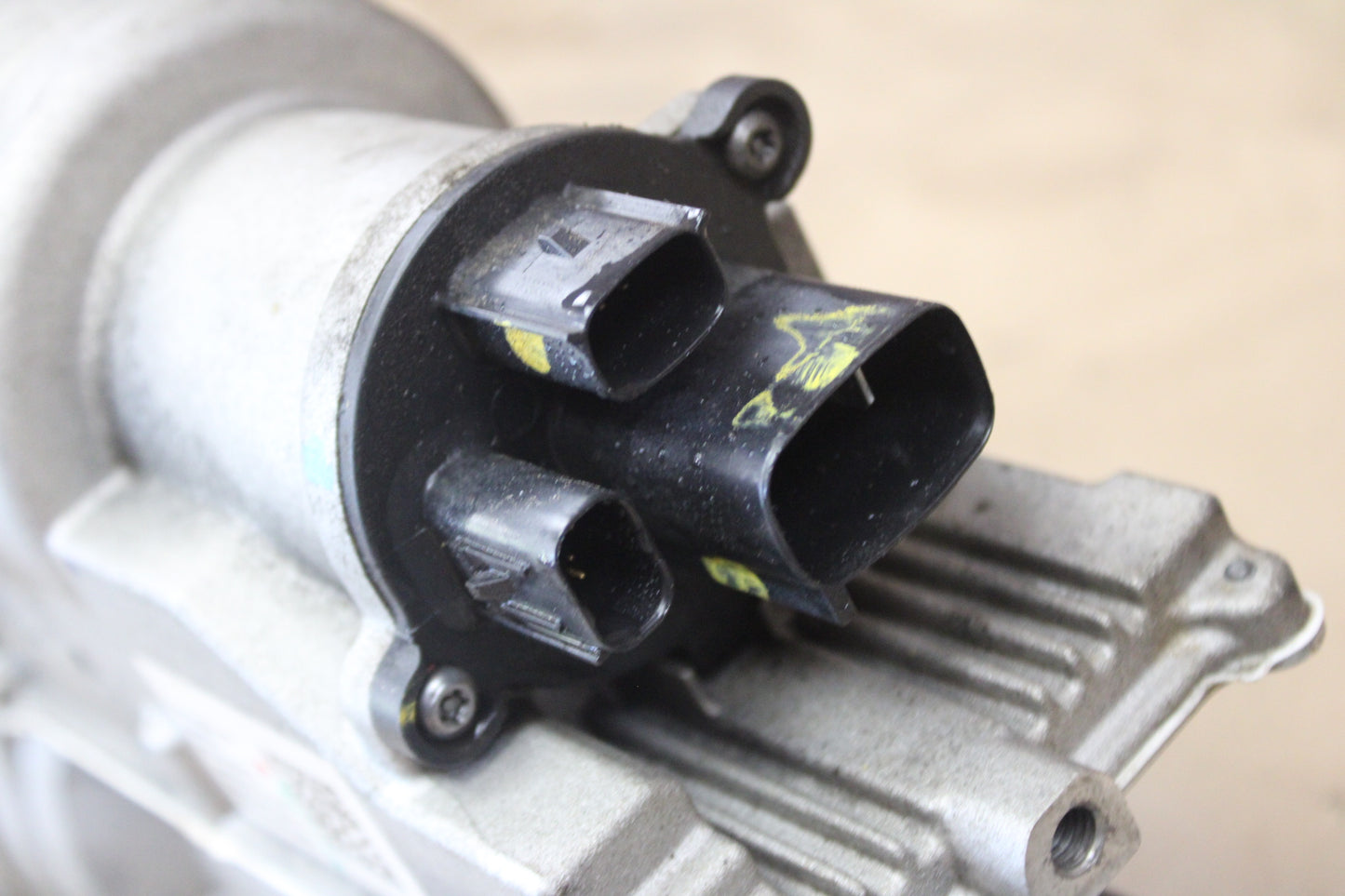 16-23 CHARGER SCAT PACK 6.4L POWER STEERING MOTOR RACK PINION 68466314AB