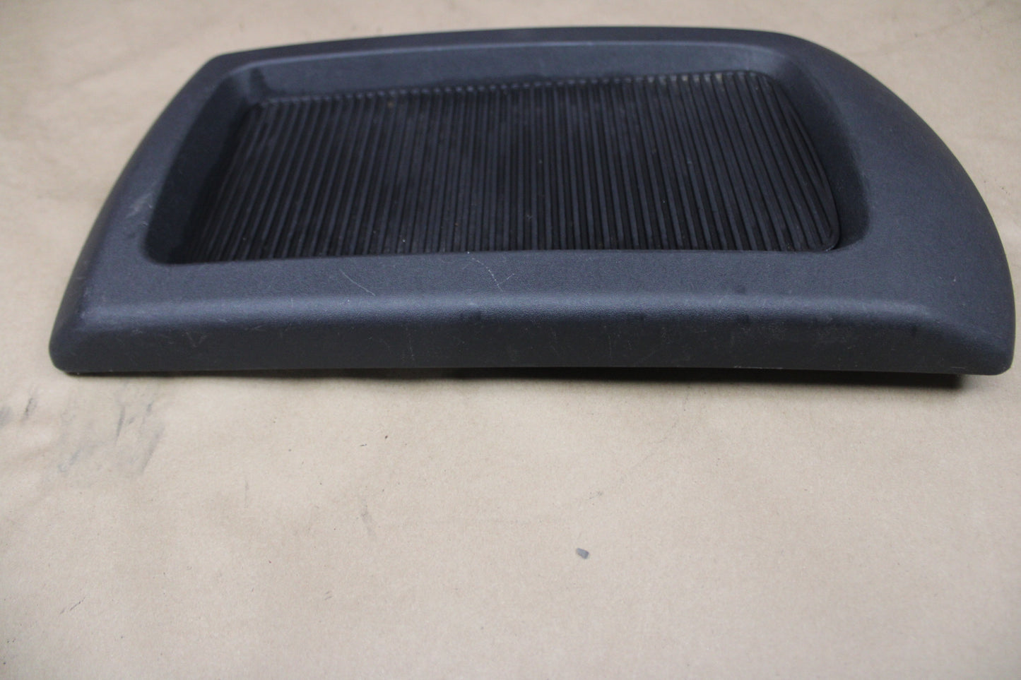 2004-2015 Nissan Armada Titan Armrest Center Console Arm Rest Lid Black OEM