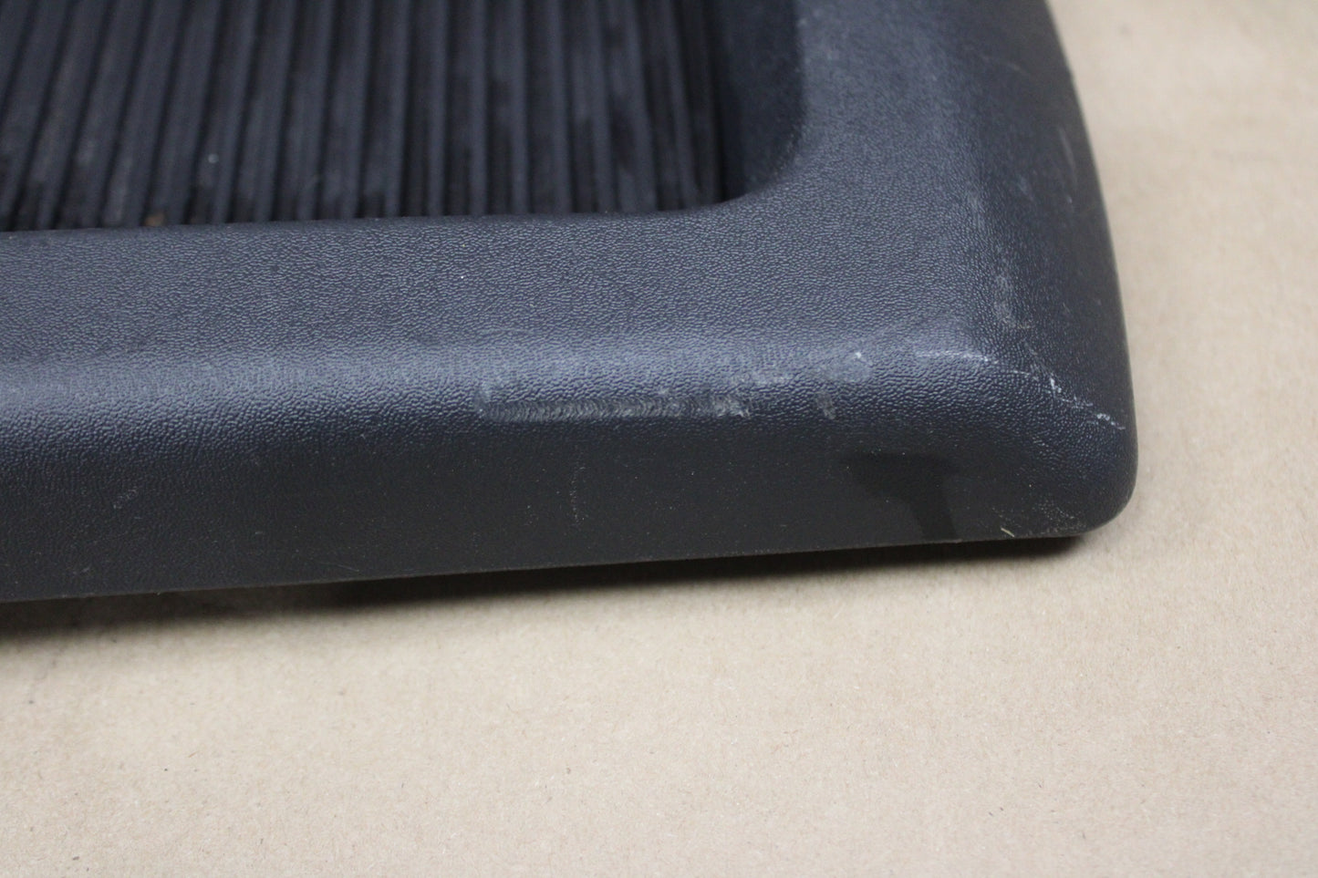 2004-2015 Nissan Armada Titan Armrest Center Console Arm Rest Lid Black OEM