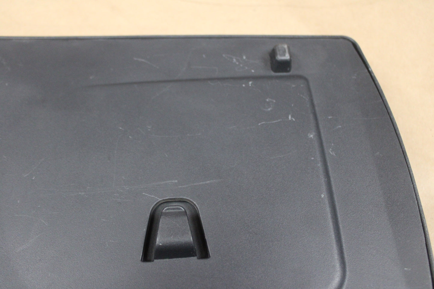 2004-2015 Nissan Armada Titan Armrest Center Console Arm Rest Lid Black OEM