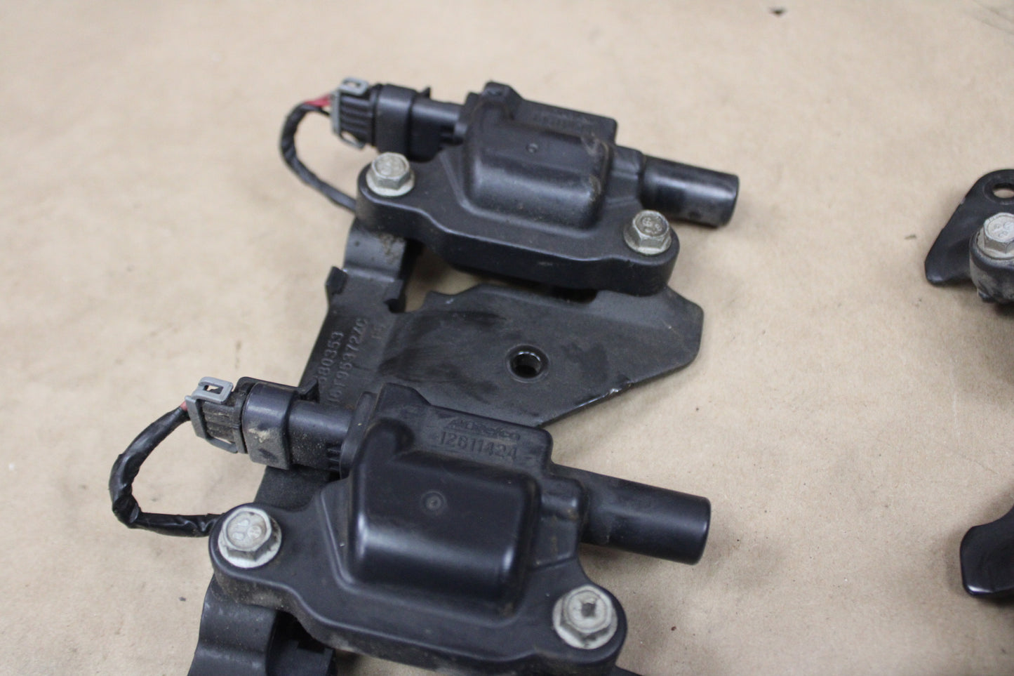 7x Genuine OEM GM ACDelco 12611424 Ignition Coil LS3 LT1 LSA L83 L86 Bracket LS3