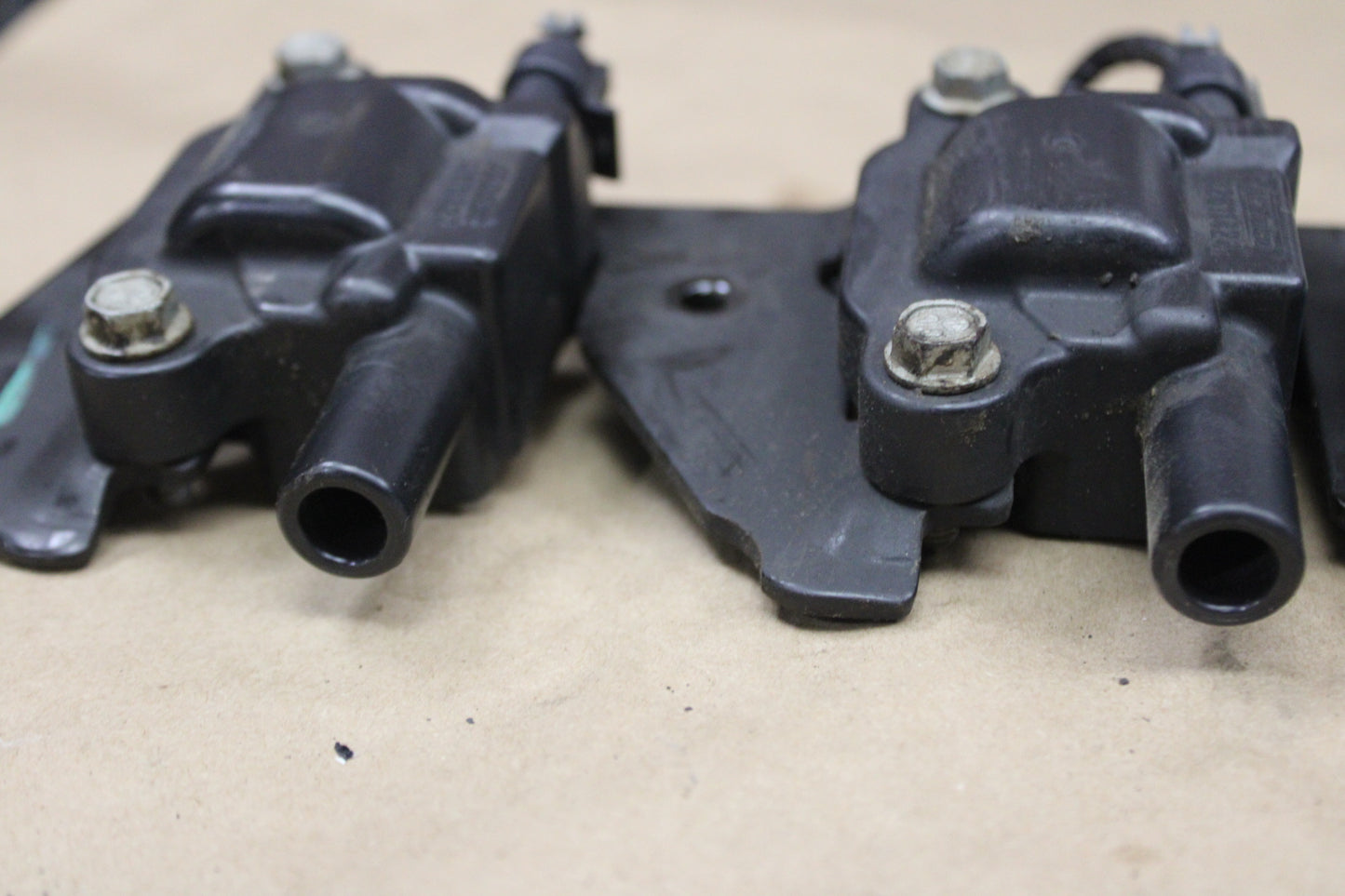 7x Genuine OEM GM ACDelco 12611424 Ignition Coil LS3 LT1 LSA L83 L86 Bracket LS3
