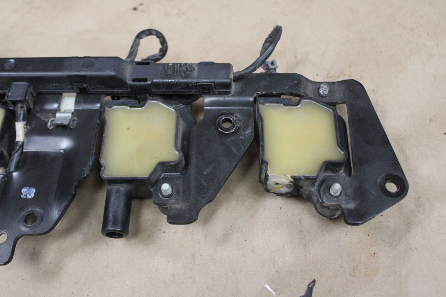 7x Genuine OEM GM ACDelco 12611424 Ignition Coil LS3 LT1 LSA L83 L86 Bracket LS3