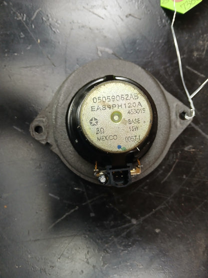 2006-2024 Jeep/Dodge/Chrysler 3.5 in Round Audio Sound Speaker 05059062ab