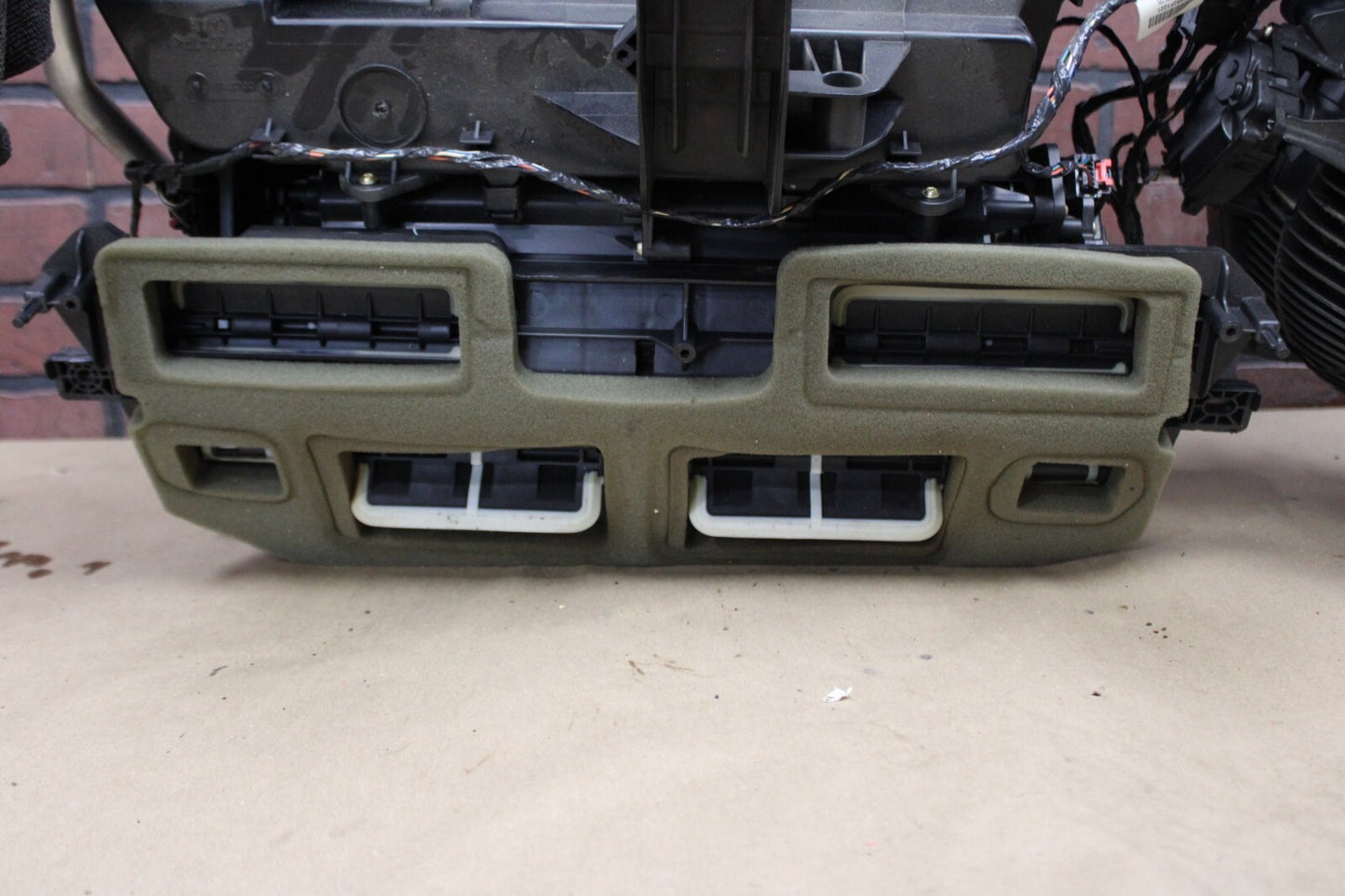 2014-2023 Dodge Charger Challenger HVAC Heater Core Housing Box Motor Assembly